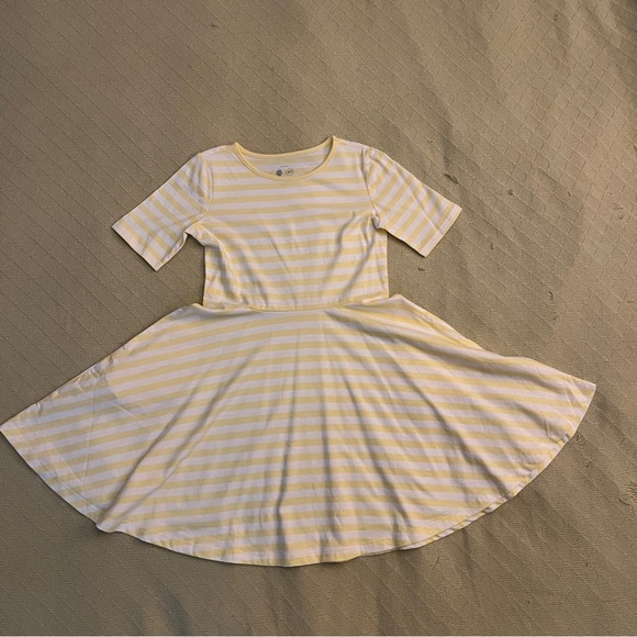 Girls Primary Yellow and White Striped Perfect Pocket Dress size 8-9 - Picture 1 of 5